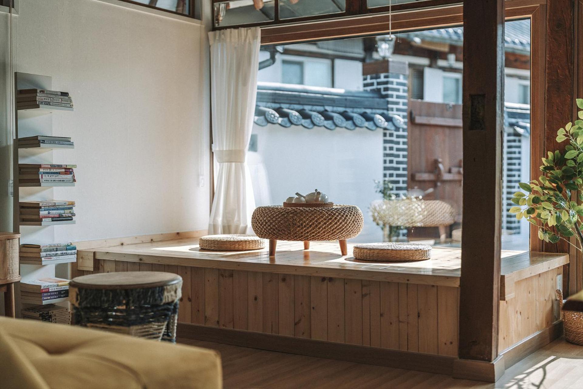 And Spring Hotel Jeonju Eksteriør billede