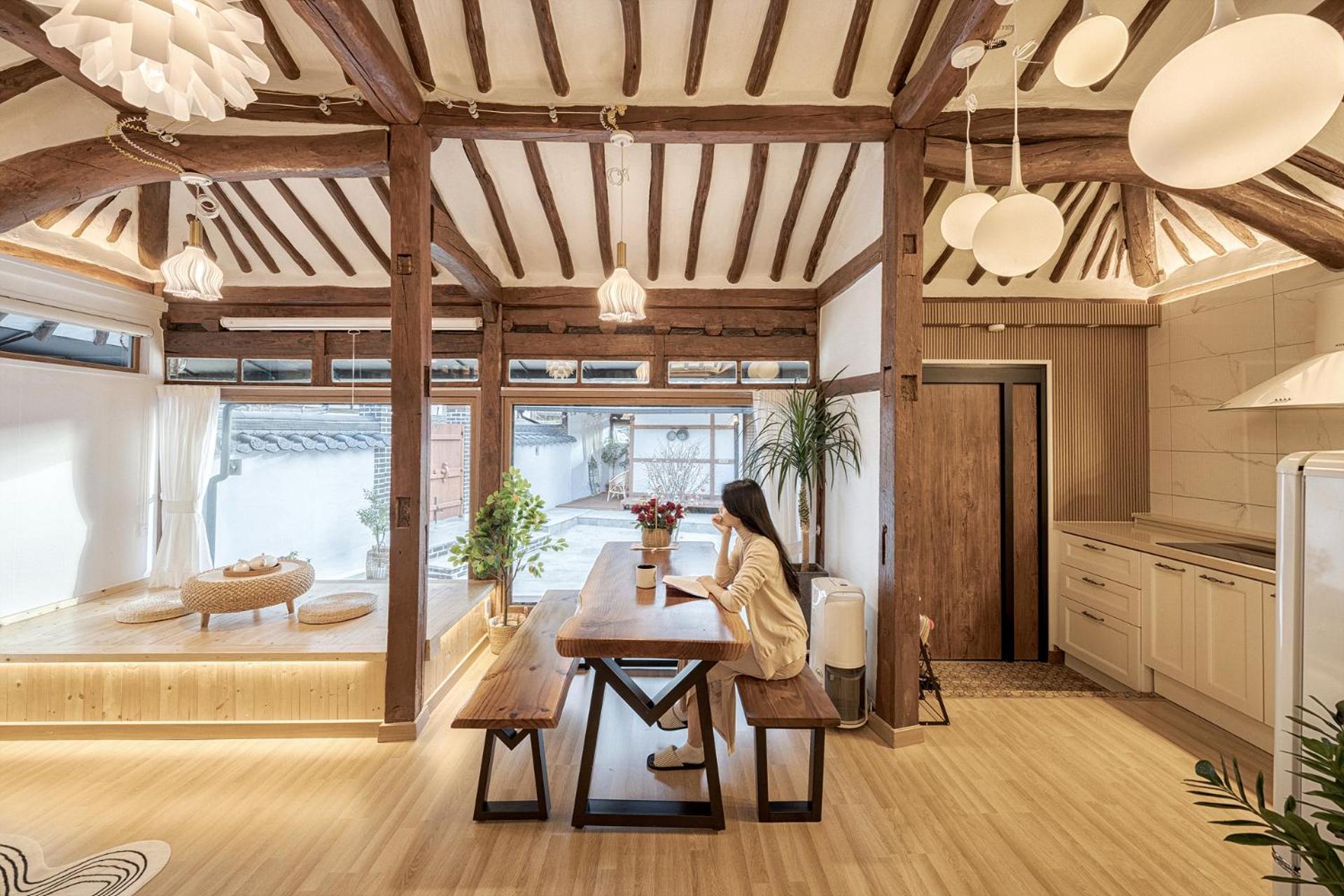 And Spring Hotel Jeonju Eksteriør billede